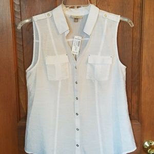 NWT Dress Barn white sleeveless blouse the Size M